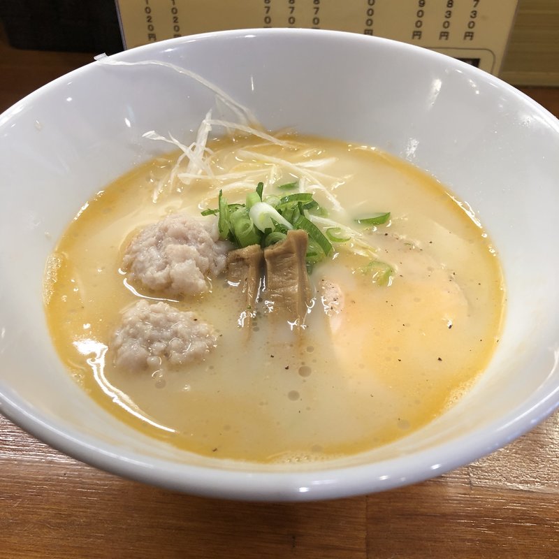 鶏と金目鯛の白湯らあめん(醤油と貝と麺 そして人と夢 )