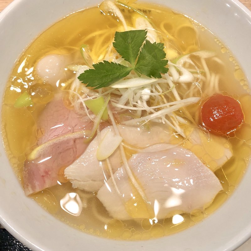 中華そば（塩）(中華そば 月光軒 （ムンライケン）)