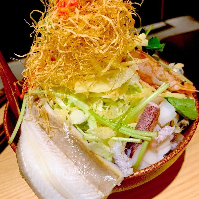 こぼれや〜月島一の豊洲海鮮盛りを昔ながらのソースで〜(月島もんじゃ こぼれや結)