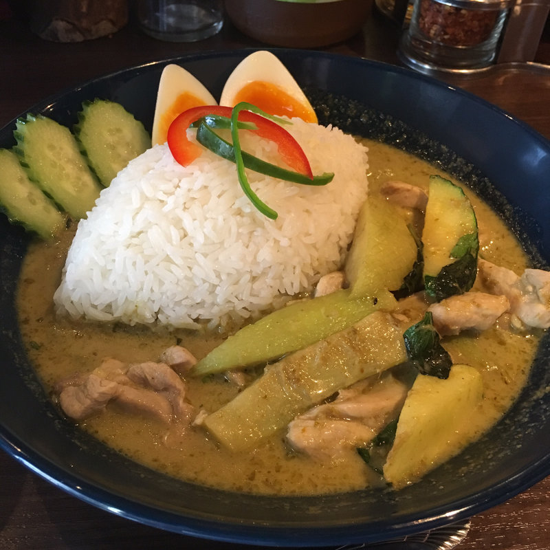 グリーンカレー(THAIFOOD DINING&BAR　マイペンライ )