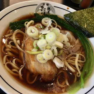 豚骨清湯ラーメン(並)(京都 麺屋たけ井 阪急梅田店 （きょうと めんやたけい）)