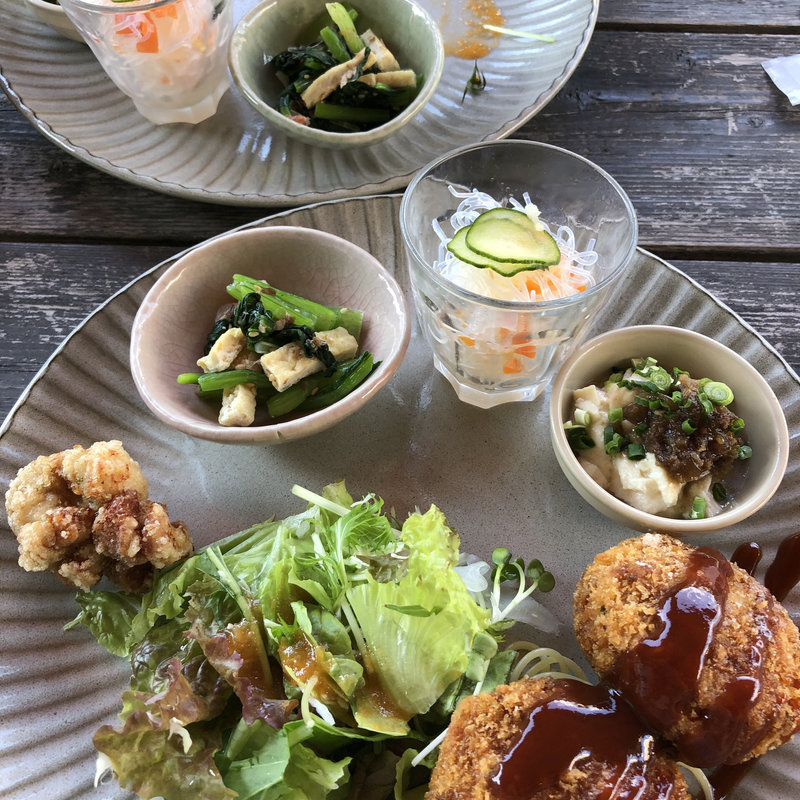 メンチカツ定食(わらうかど庭 )