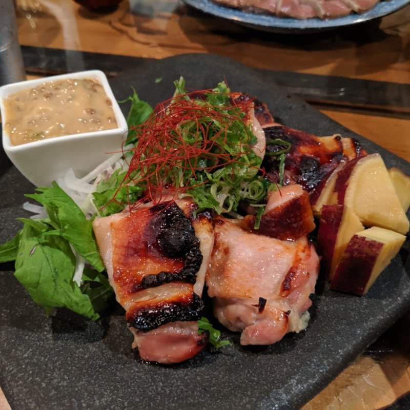 大山地鶏の塩麹焼き(季楽酒場 おっきゃがり 福島)