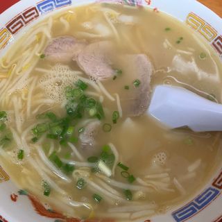 ワンタン麺(呉龍 )