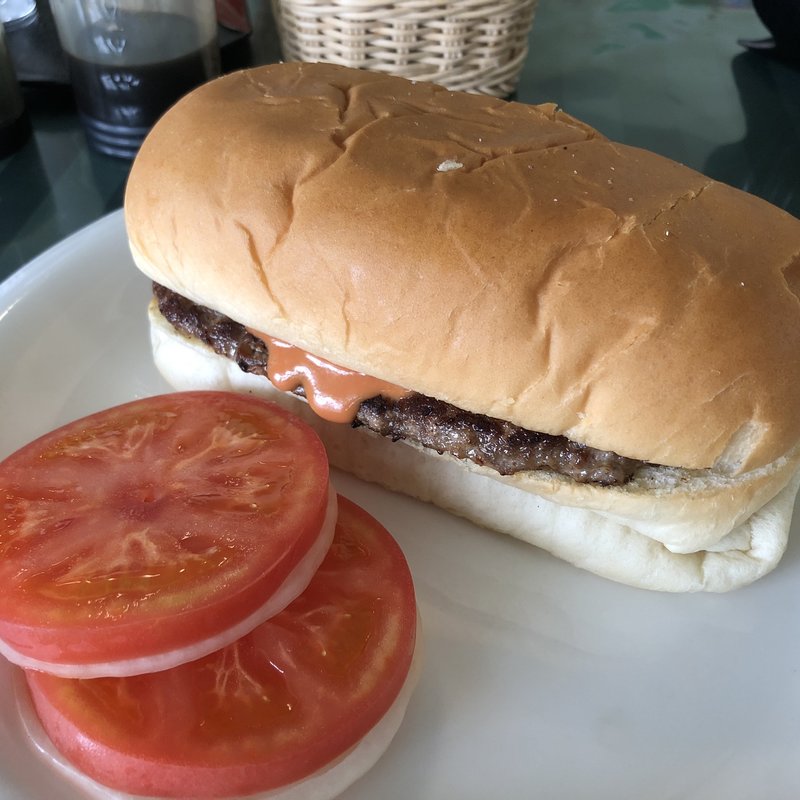 ジャンボハンバーガー(道の駅かでな )