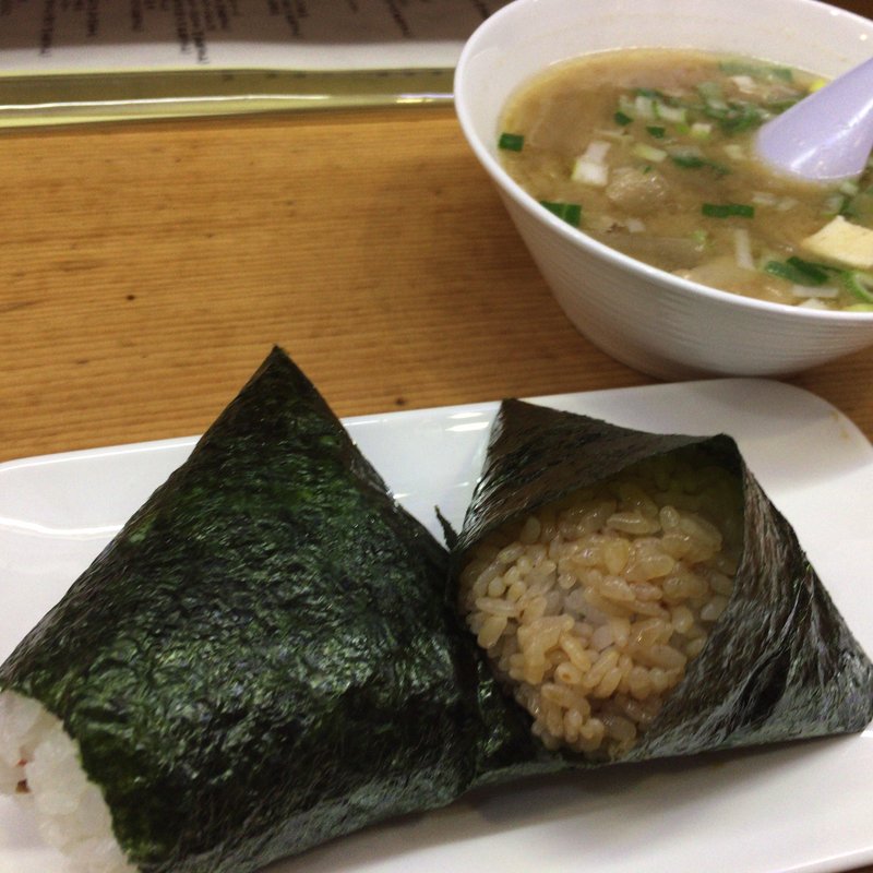 卵黄の味噌漬け&シャケといくらの親子にぎり&豚汁(名代にぎりめし)