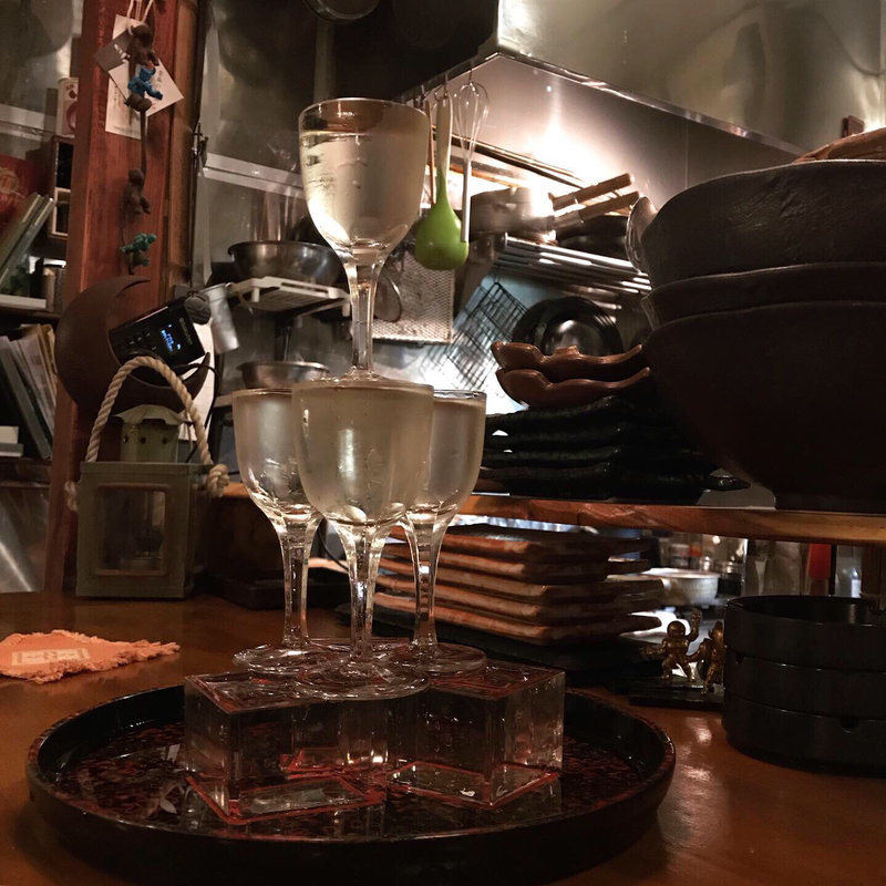 田酒タワー(酒場ル 丸森)