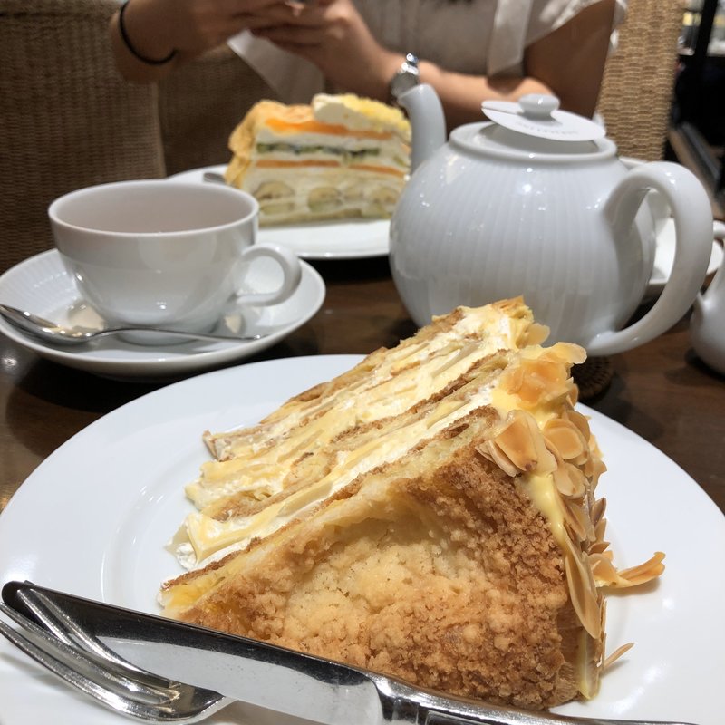 洋梨のミルフィーユ(ハーブス ルミネ池袋店)