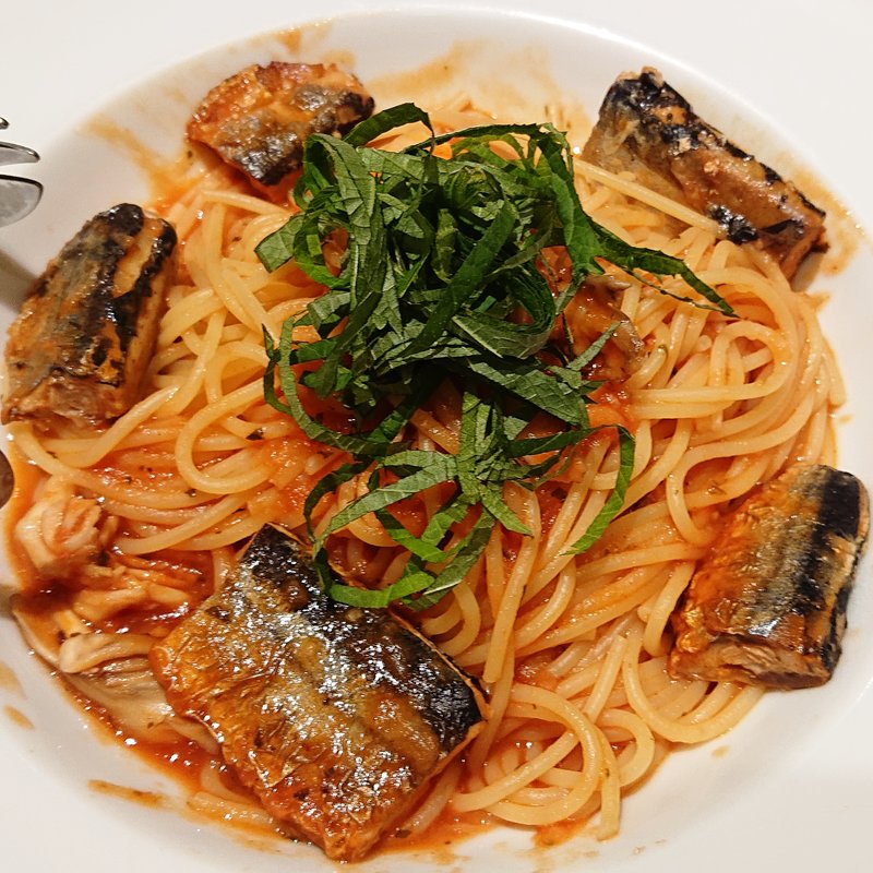 秋刀魚と舞茸のトマトソース梅風味(ラパウザ アトレ川崎店)