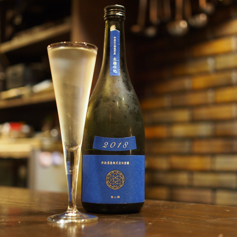 新政 瑠璃ラピスラズリ2018(米と葡萄)