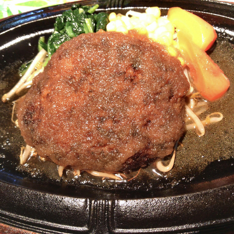 ハンバーグ(ステーキ三條)