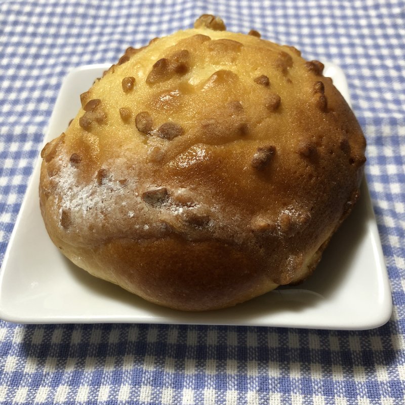 ドリームクリームパン (まん福ベーカリー)