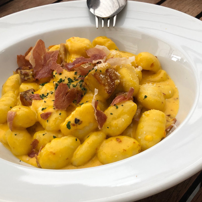 (T.Y.HARBOR RIVER LOUNGE （ティーワイハーバーリバーラウンジ【旧店名】ウォーターライン）)