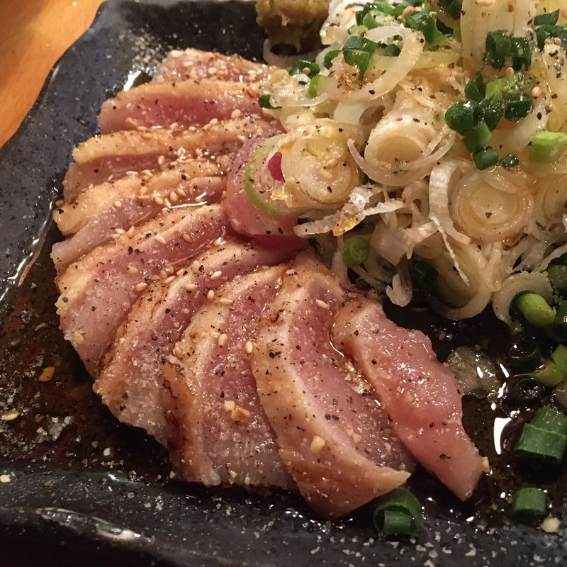 鶏たたき(もつ専門店 彩)