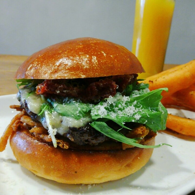 4周年バーガー(クラフトバーガー 堂島)