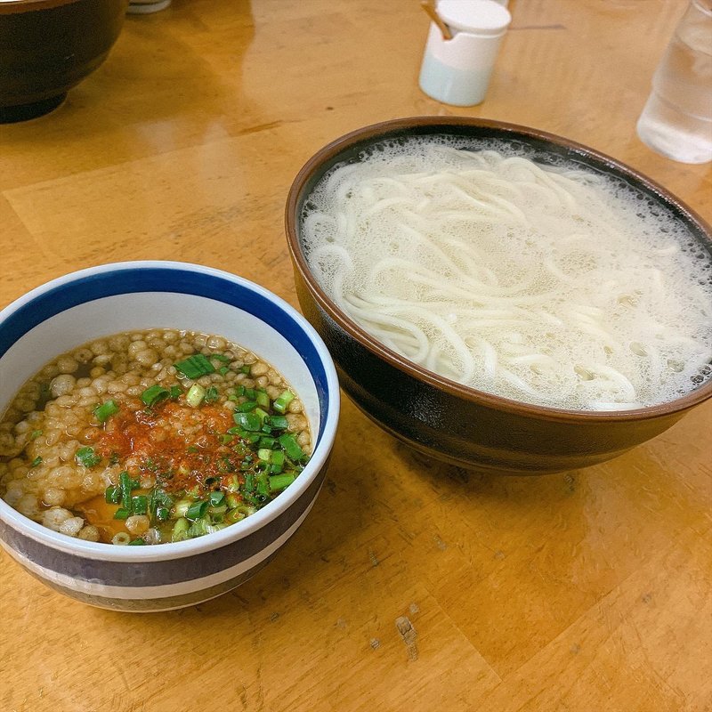 釜揚げうどん並盛(重乃井 （しげのい）)