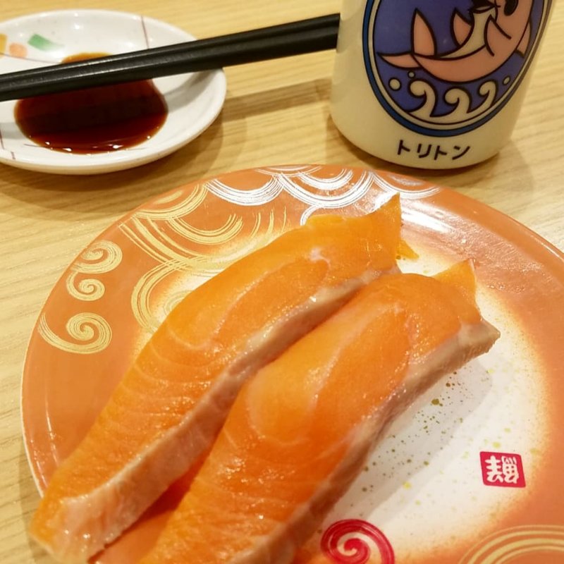 (回転寿し トリトン 東京池袋東武店)