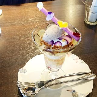 (Dessert Cafe Hachidori)