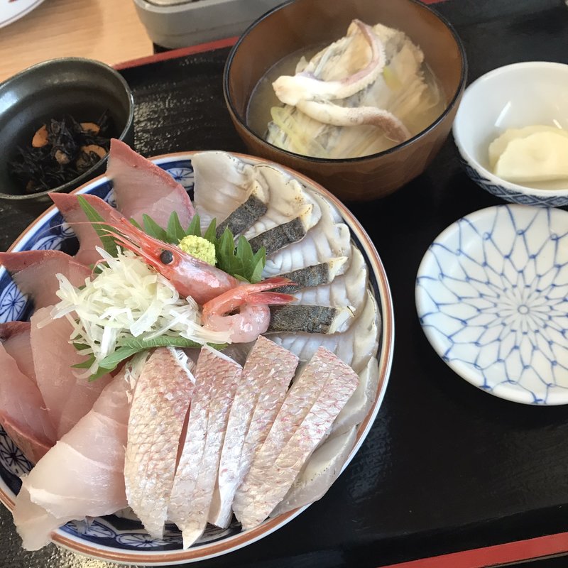 やわやわ盛(魚市場食堂)