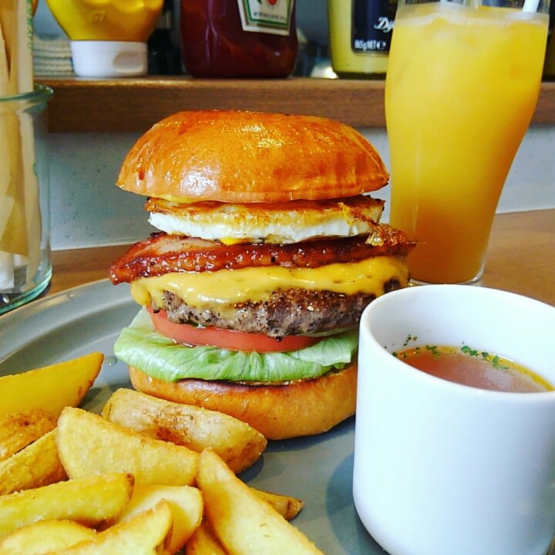ベーコンタマゴチーズバーガー(本みやけ 大手前店 (HONMIYAKE OTEMAE))