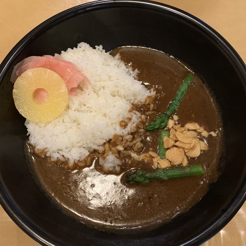 アスパラ•チーズ•にんにくのカレー(伽羅)