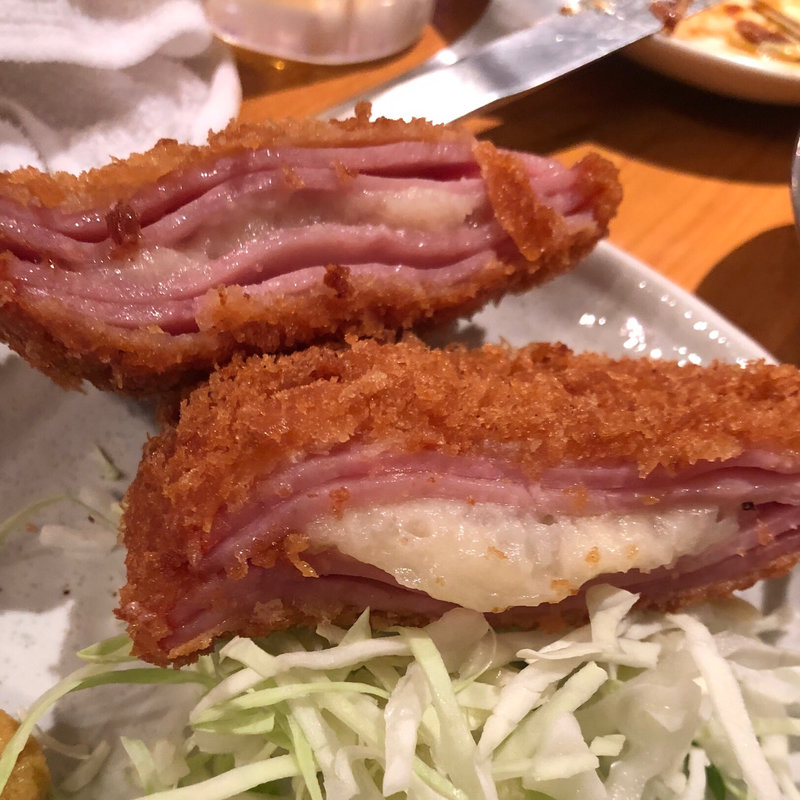 ハムカツ(ポテサラ)(立飲みカドクラ)