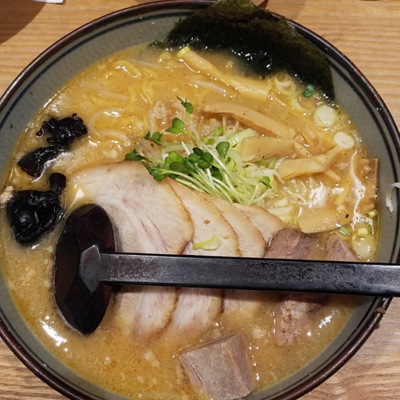 (白樺山荘　京都拉麺小路店)