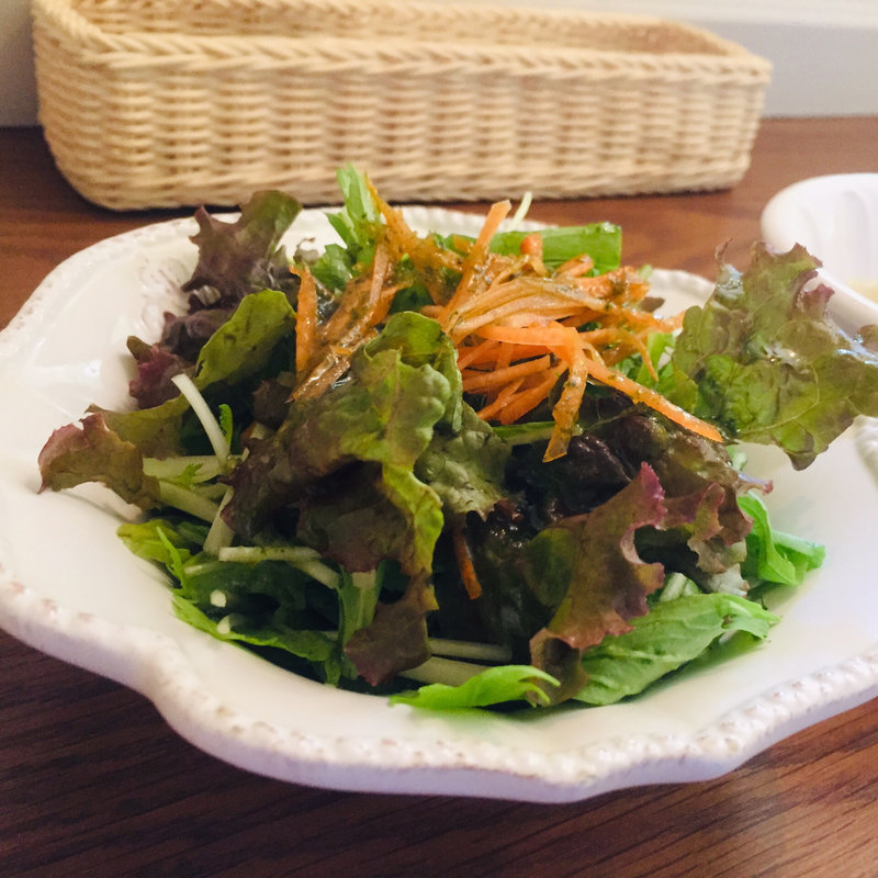 ランチサラダ(カフェ マモン・エ・モア )