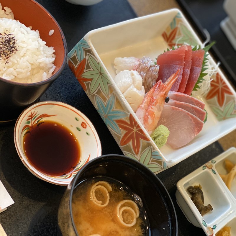 刺身定食(料理茶屋 花さがみ （りょうりちゃや はなさがみ）)