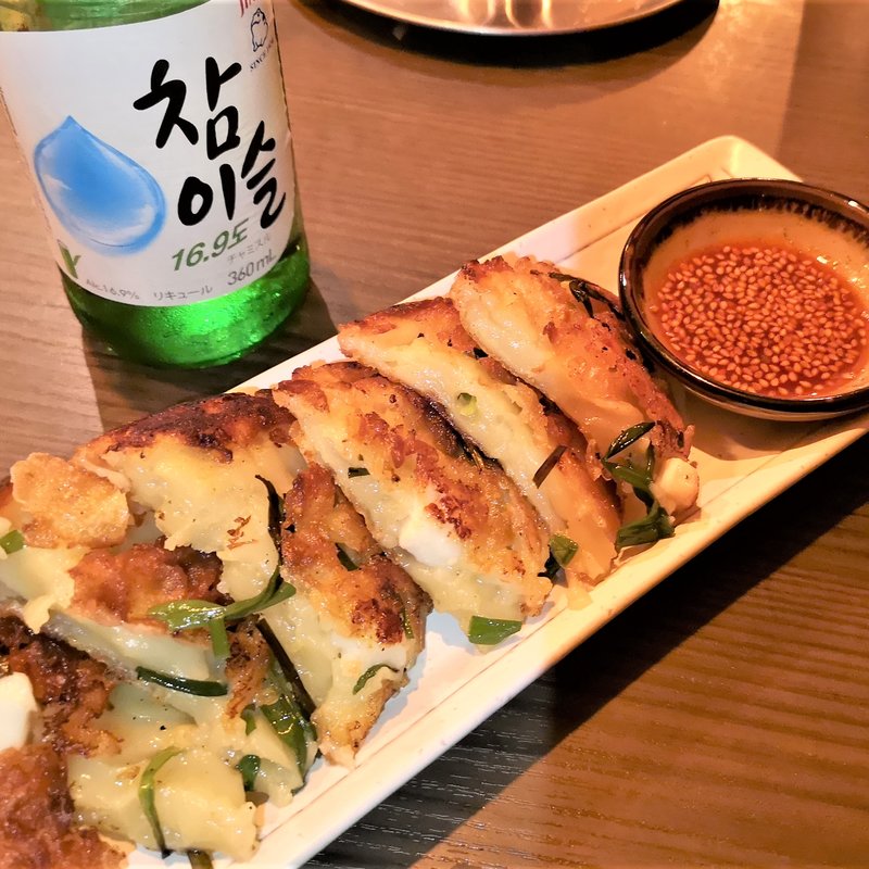 イカとニラのチヂミ(韓国バル OKOGE 天王寺店 )