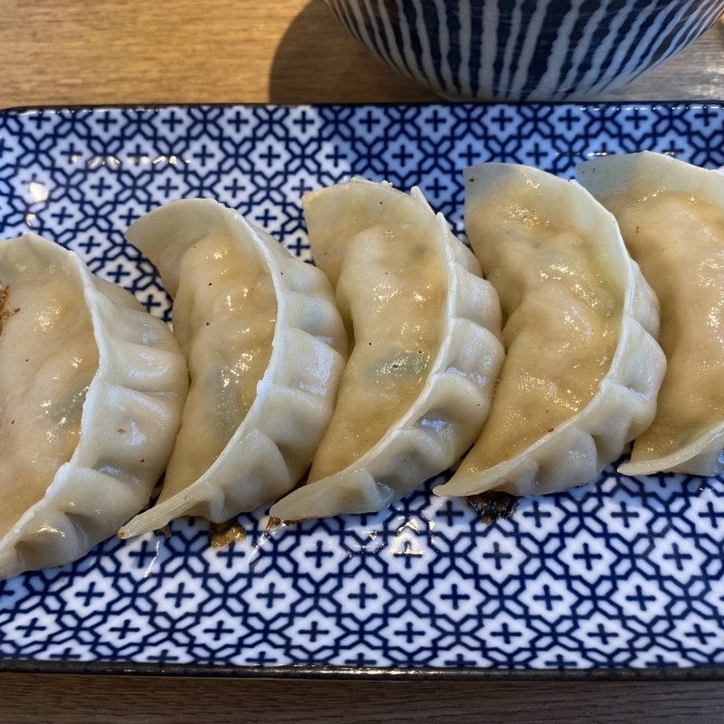 肉汁餃子(餃子と唐揚げの酒場 難波のしんちゃん)