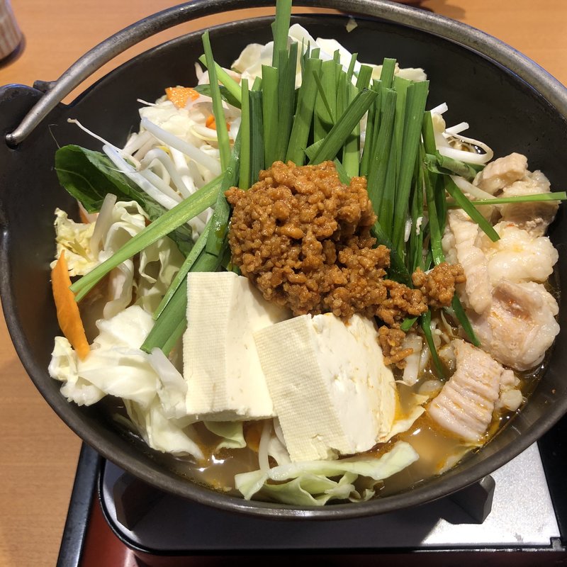 もつ鍋うどん　赤(味の民芸 世田谷砧店 )