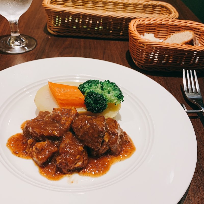 日替わりランチコースＢ前菜スープメインコーヒーor紅茶(ル・クトー・ヴェール)