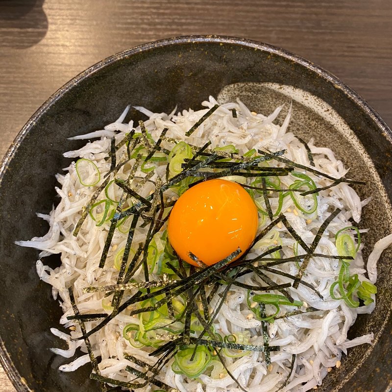 しらす丼(天晴水産 ぽっぽ家)