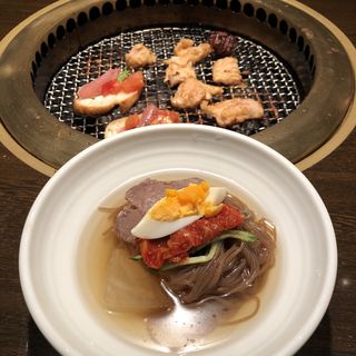韓国冷麺ハーフ(ワンカルビ 伊丹南野店)