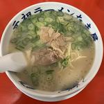 ラーメン(博多 元祖ラーメン長浜 たま屋)