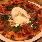 ブッラータチーズのピザ(good cheese good pizza)