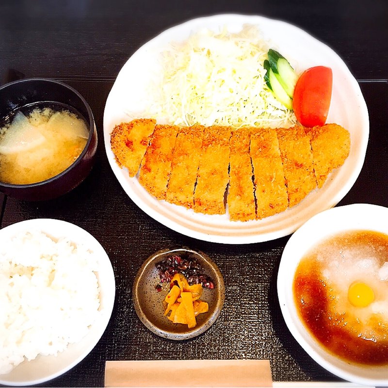 ロースカツ定食　ジャンボ(180g)(とんかつ料理　さち )