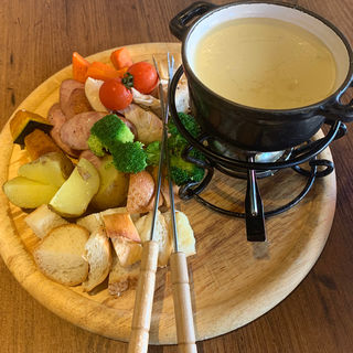 チーズホンデュ(cheese table 新宿)