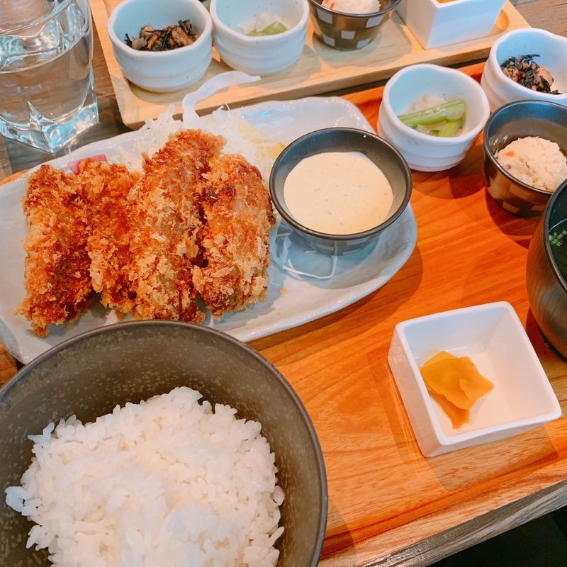 (新宿オイスターバーワーフ)