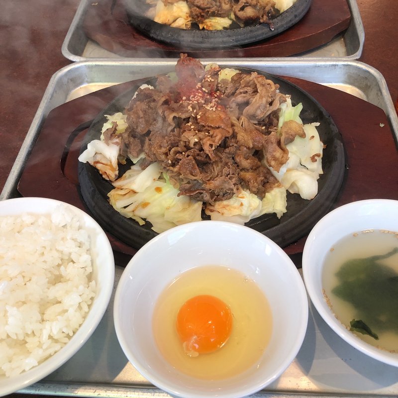 鉄板ジュージュー 牛焼肉定食(焼肉ホルモン アポロン 神田駿河台)