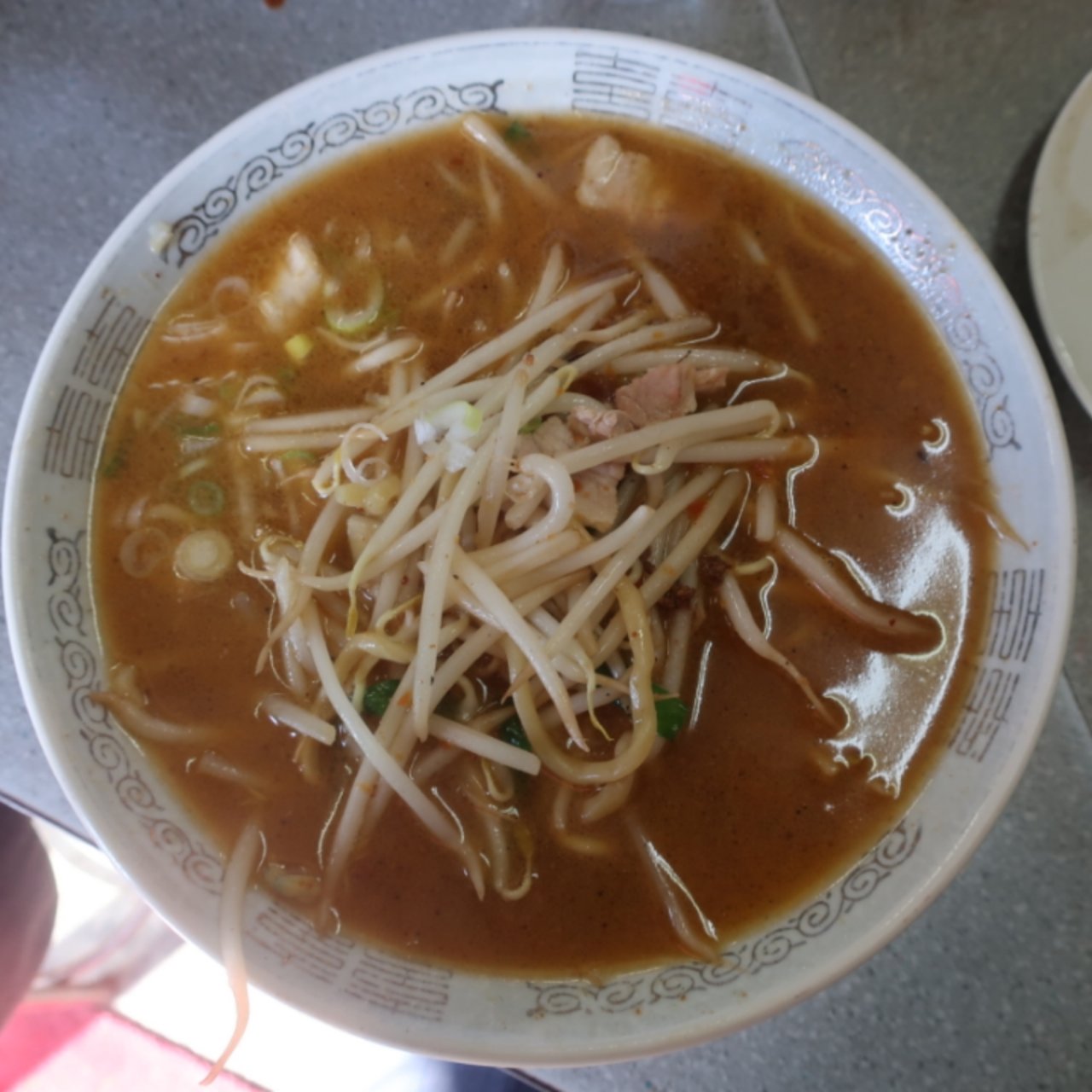 与野本町駅周辺で食べられるラーメンランキング Sarah サラ