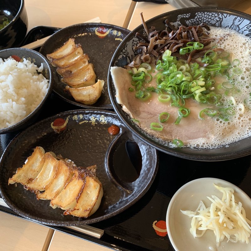 ラーメンAセット(博多一幸舎 ららぽーと立川立飛店)