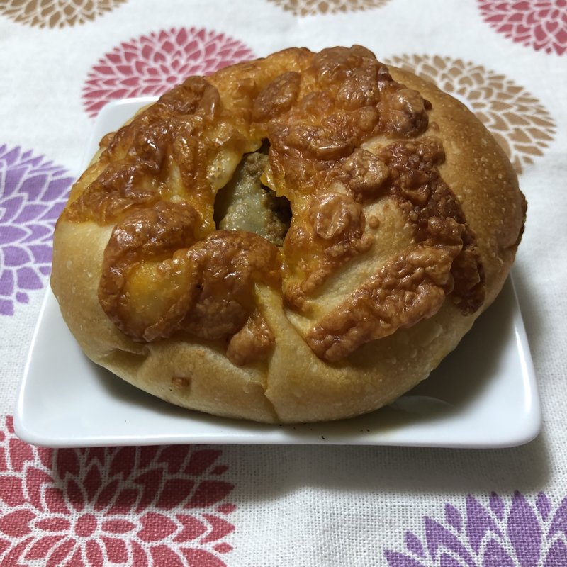 カレーパン (ブランジュリー ラ・フイユ ル・モア)