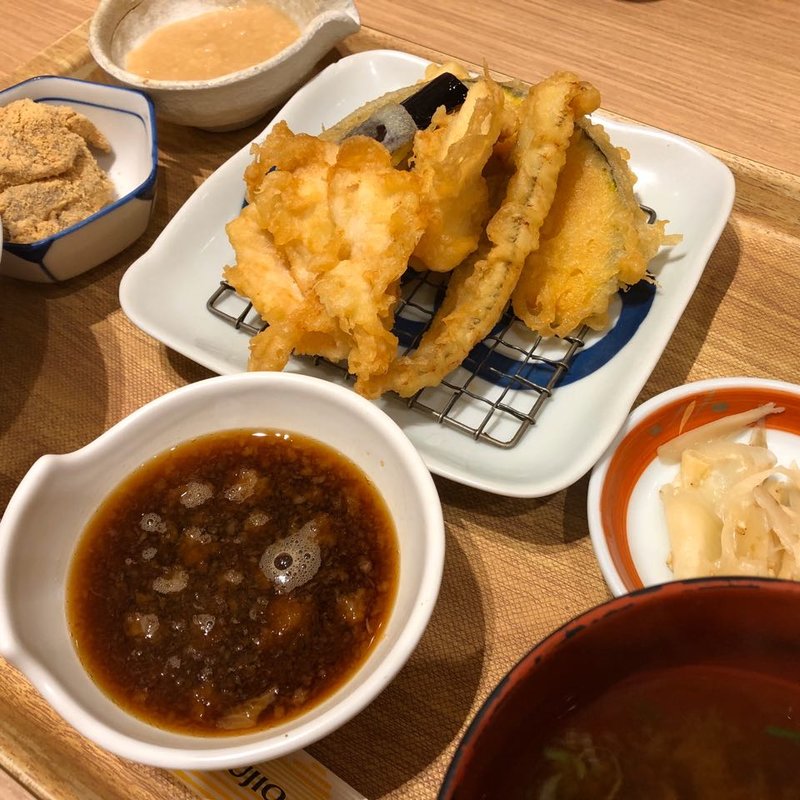 鶏天御膳(天麩羅 えびのや)