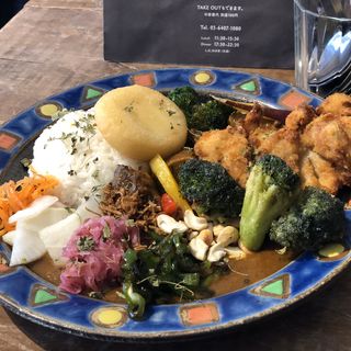 (Mikazuki curry SAMURAI. 下北沢店)