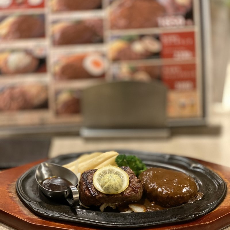 ステーキ(肉の万世 新宿西口店)