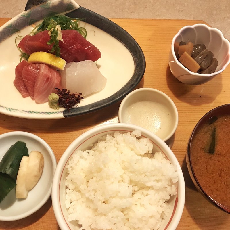 さしみ定食(味久)