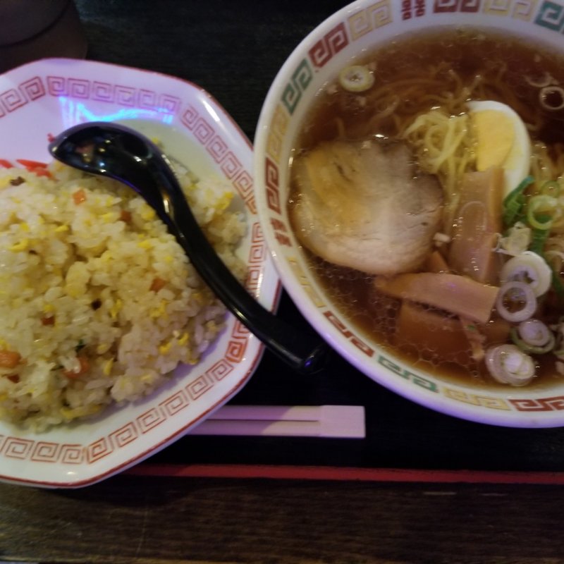 チャーハン　ラーメン(Ｐｉｎｋ−Ｄｒａｇｏｎ)