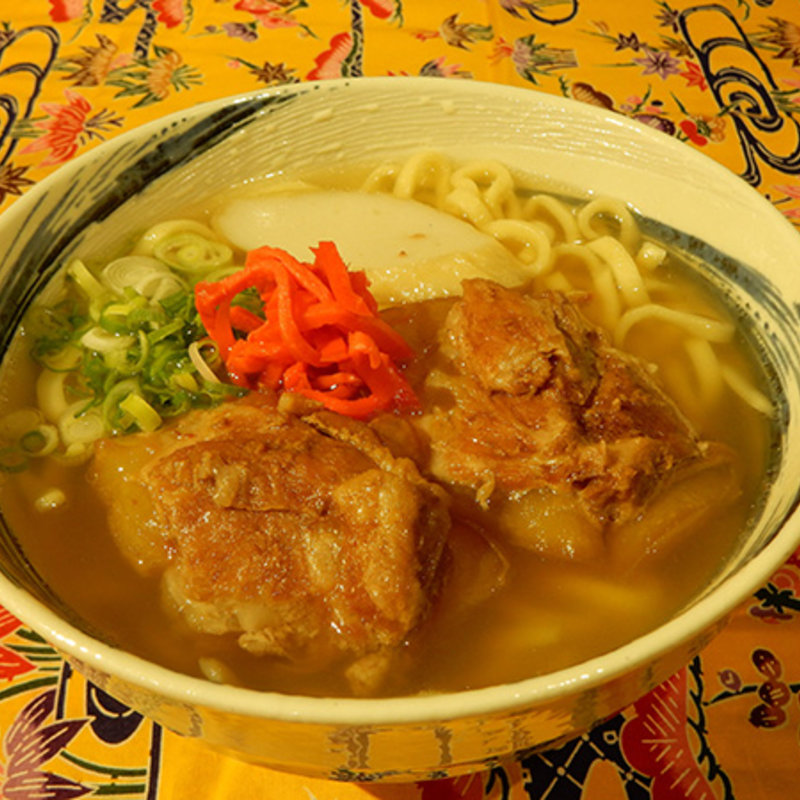 ソーキそば(沖縄料理いちゃりば)